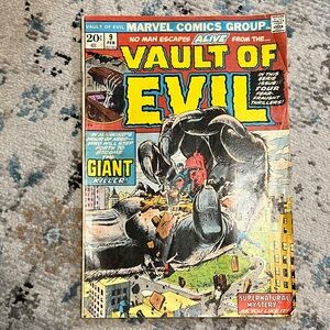 Vintage 1973 Marvel Comics VAULT OF EVIL THE GIANT KILLER!  FEB. #9